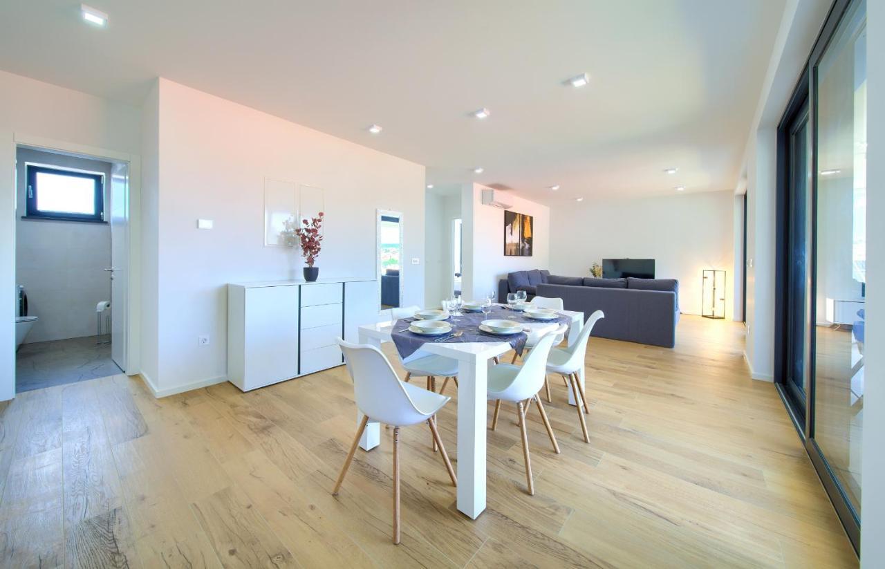 Villa Sabic By The Sea 克尔克 客房 照片